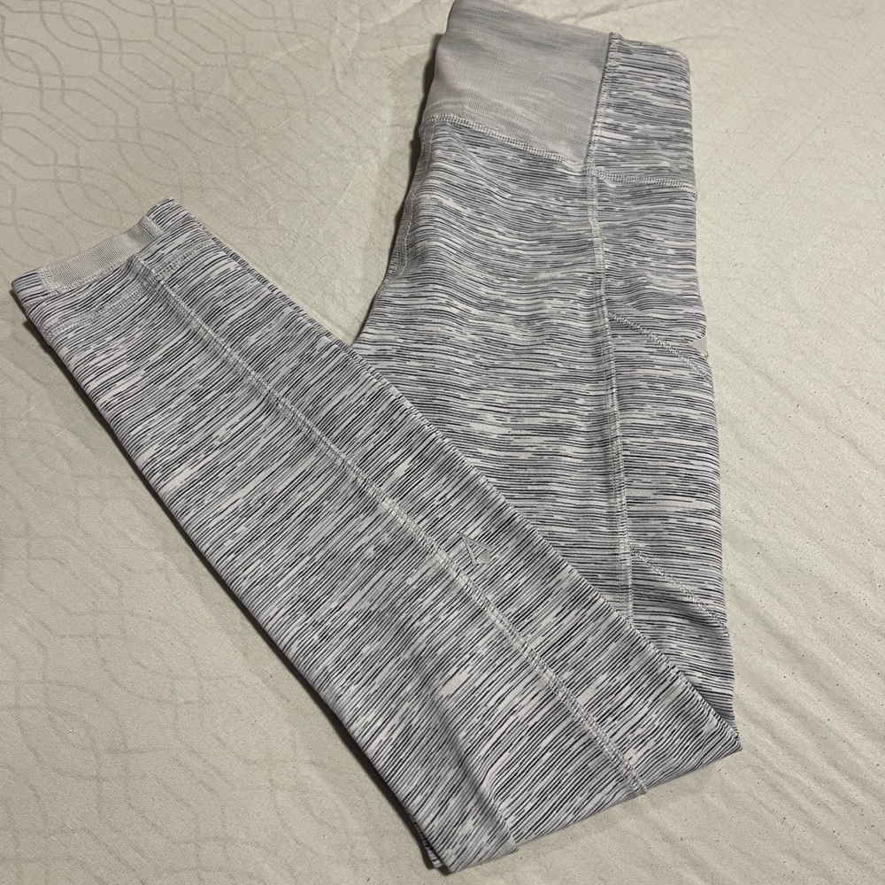 ivivva by lululemon Girl 👧🏻-Size (10)